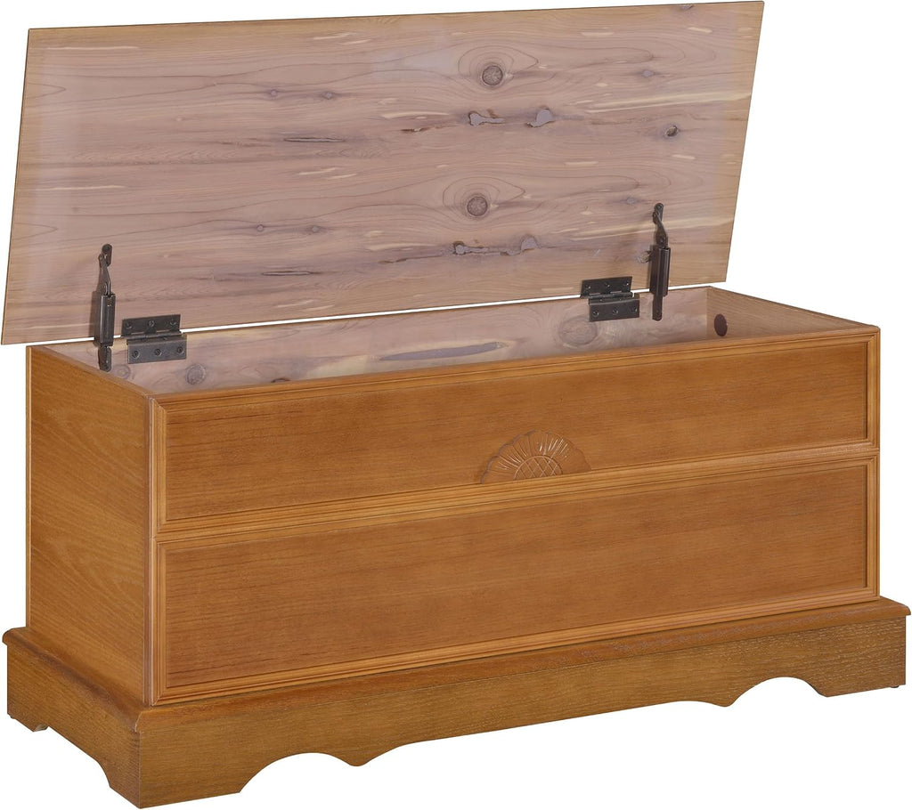 Honey Traditional Cedar Wood Bedroom Storage Chest